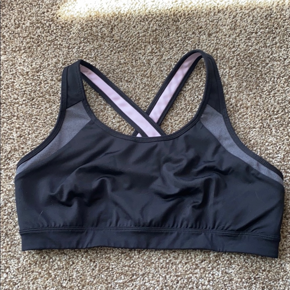 Medium impact sports bra